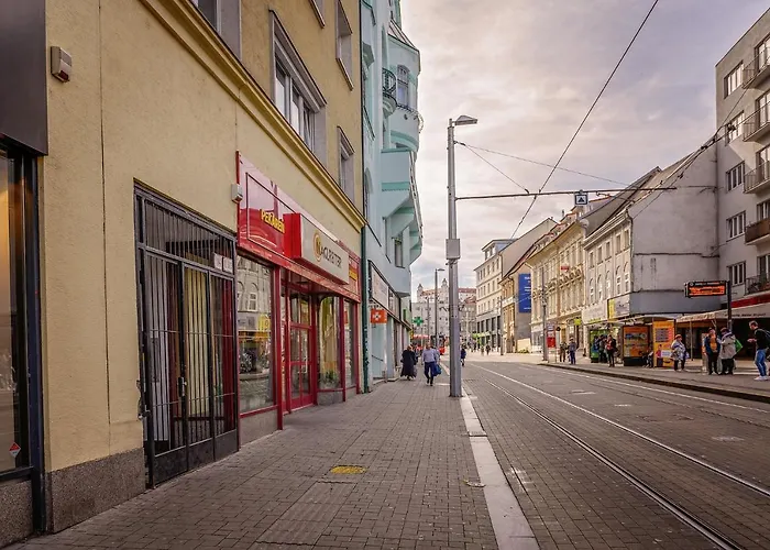 Alexis ブラチスラヴァ